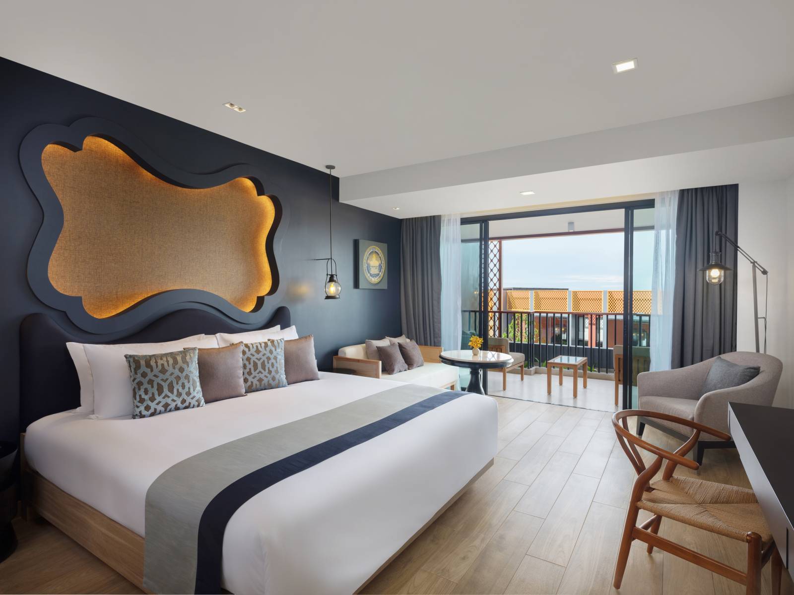 best places to stay in phuket