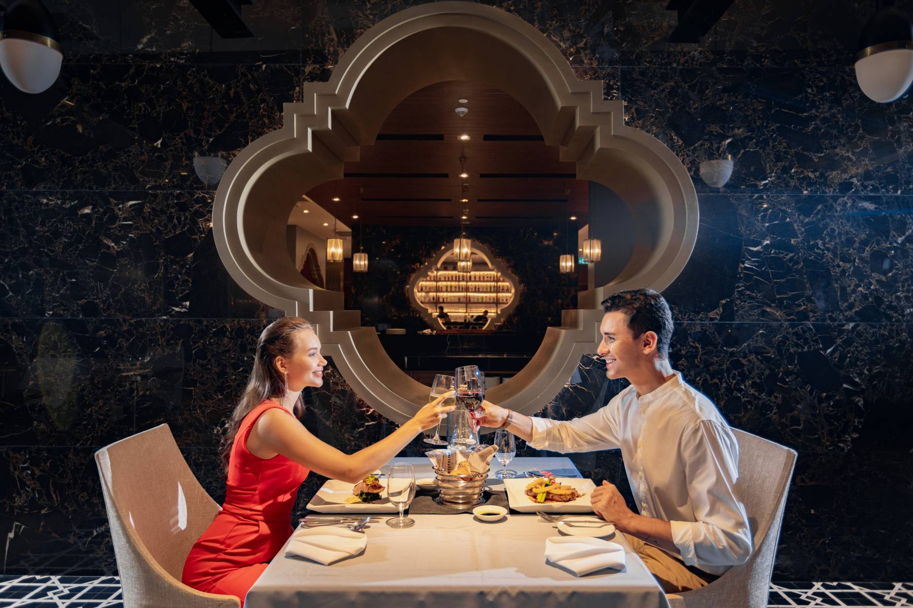 Best Restaurant in Phuket Karon - Avista Grande Accor