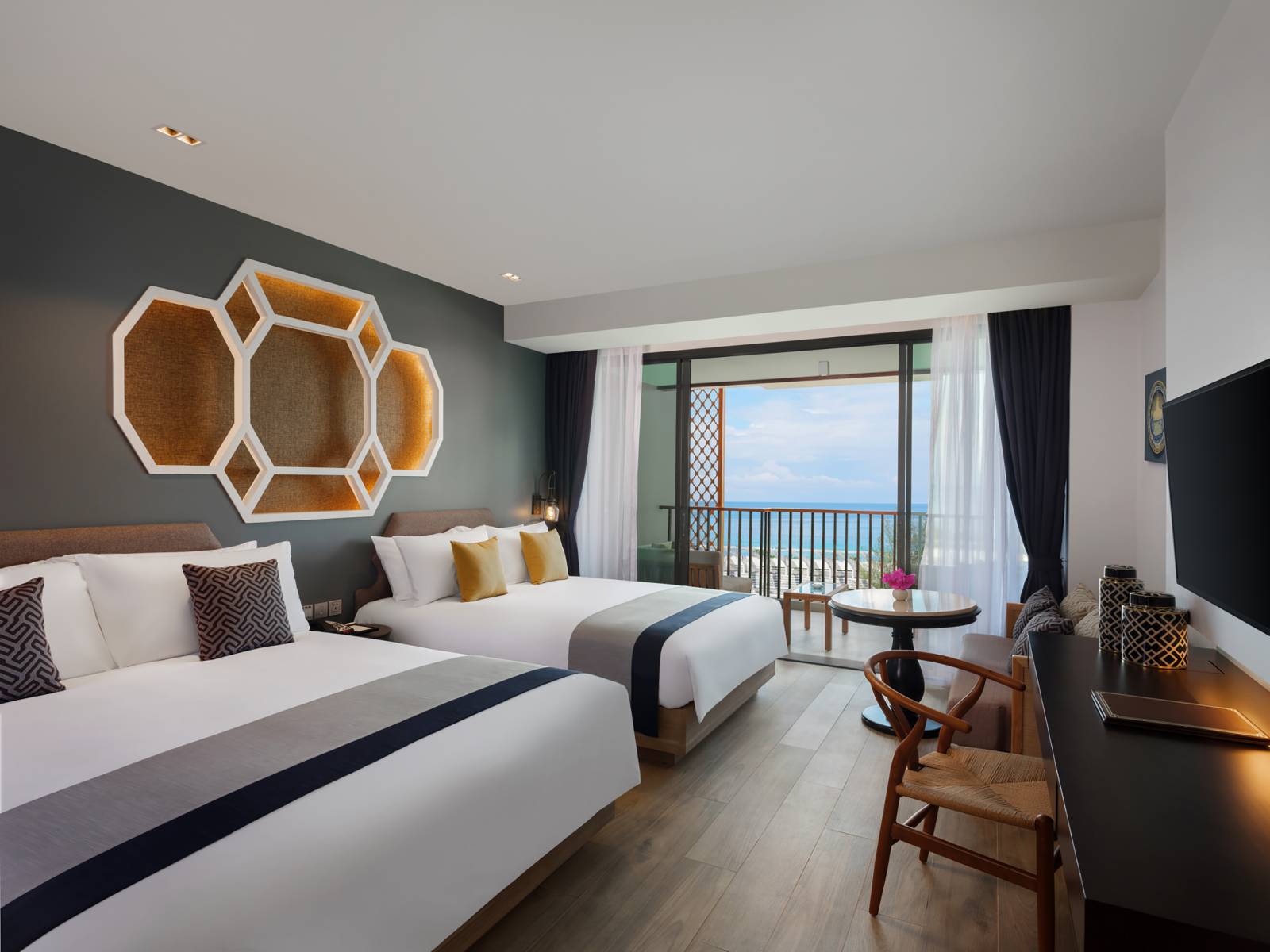 Sea view family rooms in Phuket