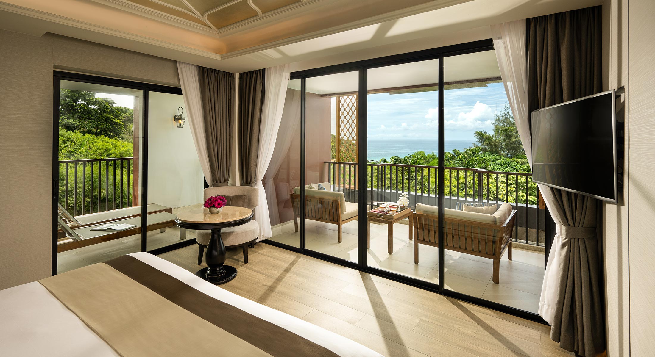 5 Star Hotels in Phuket - Avista Grande Phuket Karon - MGallery