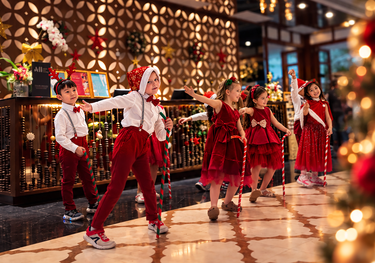 Stirring Up Joyful Memories Christmas Tree Lighting at Avista Grande Phuket Karon